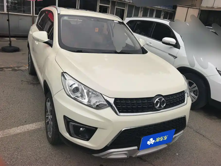 BAIC Senova X35 2017 2016 1.5L Automatic Luxury Edition