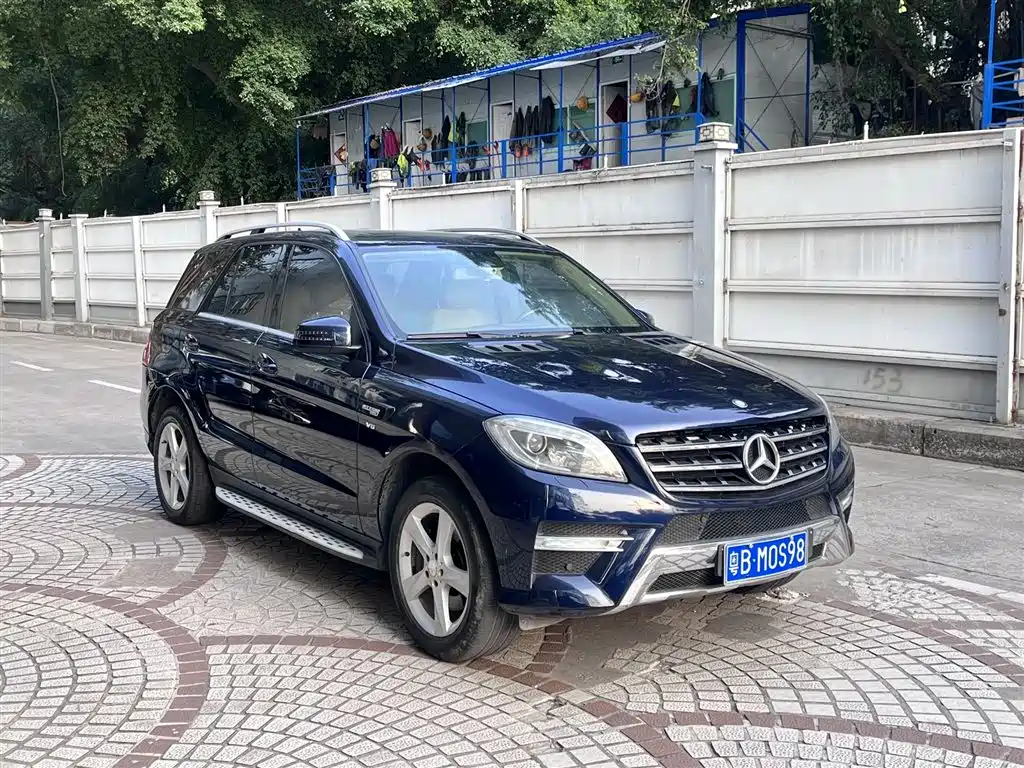 Mercedes-Benz M-Class 2014 ML 320 4MATIC фото 2