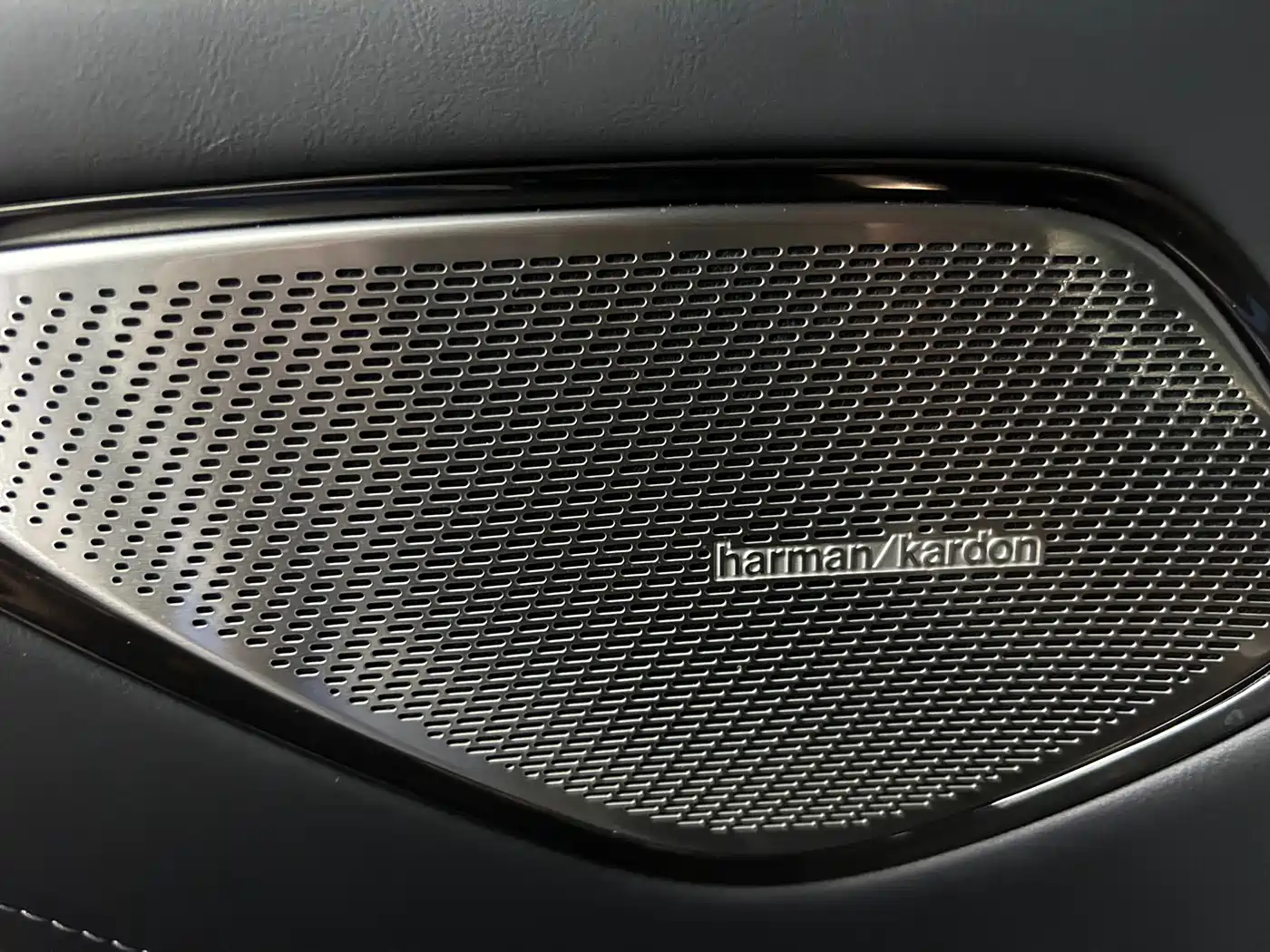 Lynk & Co 10 EM-P 2025 Facelift 120 AWD Ultra фото 23