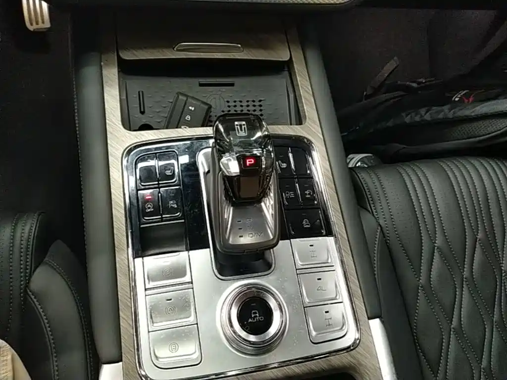 Tank 500 2024 2023 3.0T Sport Summit 5-Seater
