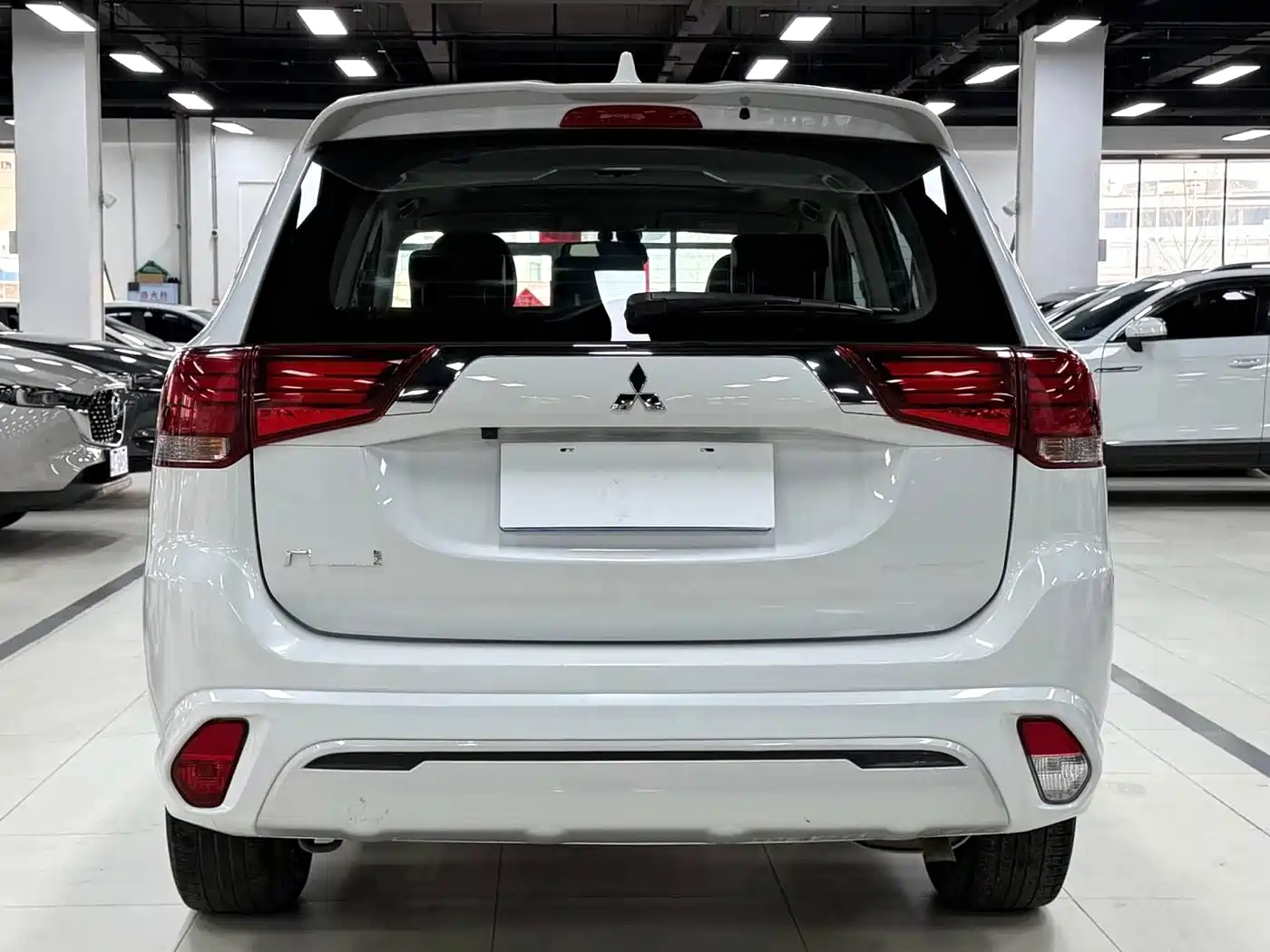 Mitsubishi Outlander 2021 2.0L FWD Comfort Edition 5-seater фото 5