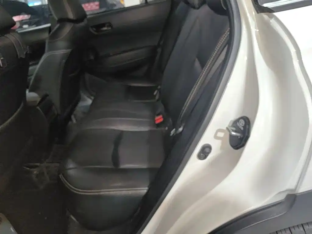 Toyota Corolla Cross 2024 2023 2.0L Pioneer Edition