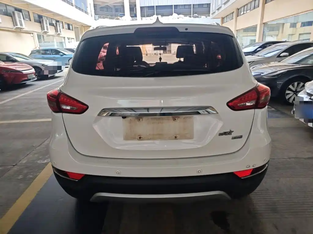 Dongfeng Aeolus Dongfeng Fengshen AX5 2018 2017 1.4T Automatic Enjoy