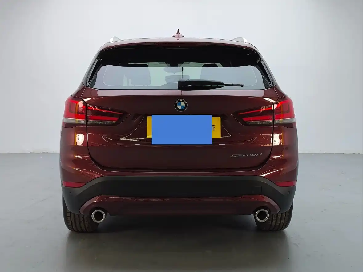 BMW X1 2021 sDrive25Li Leading фото 8