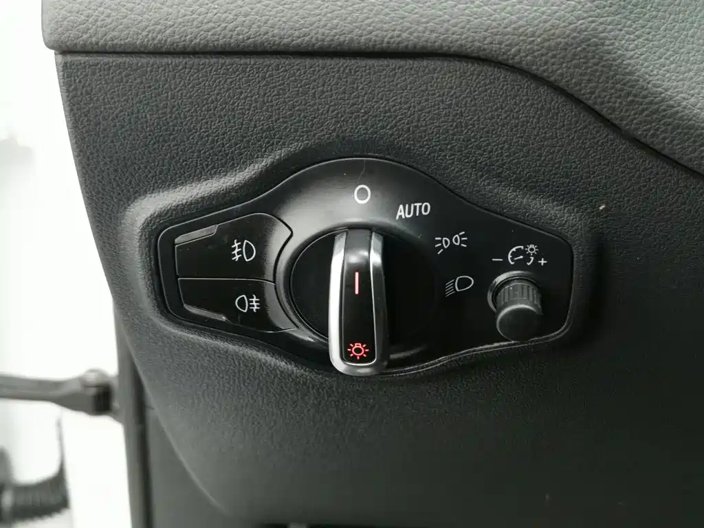 Фото 21 - Audi Q5