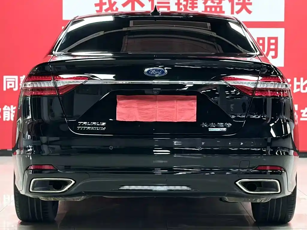 2022 Ford Taurus