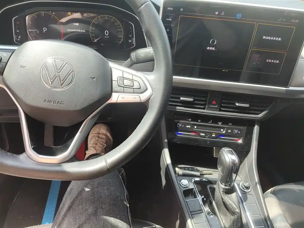 Volkswagen Bora 2023 300TSI DSG Premium Edition фото 6
