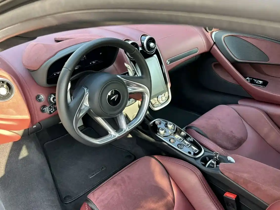 McLaren GT 2023 2023 4.0T Standard Model