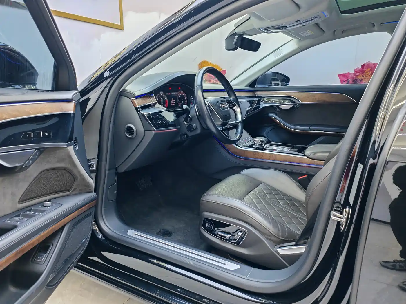 Audi A8 2021 A8L 50 TFSI quattro Luxury фото 5