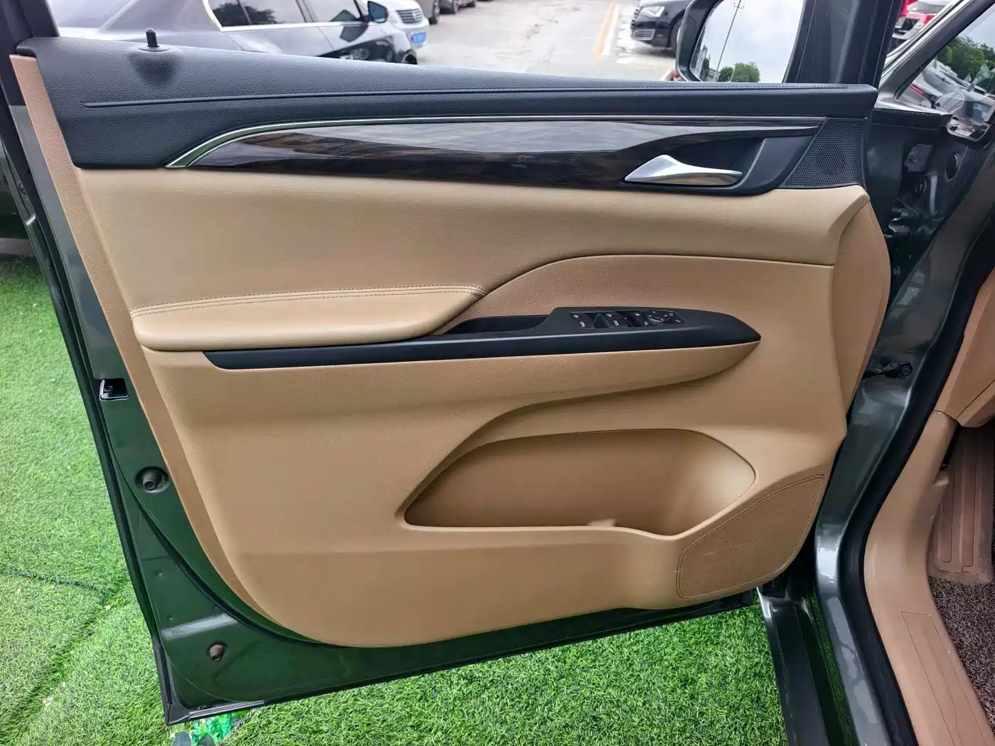Buick GL8 2017 ES 28T Luxury China V фото 10