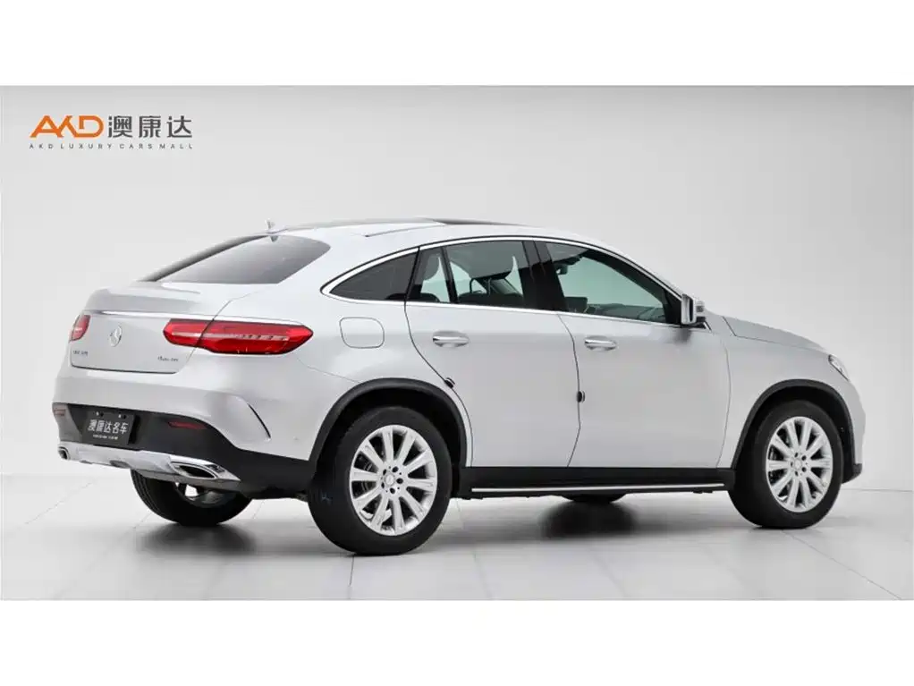 Mercedes-Benz GLE Coupe 2015 GLE 320 4MATIC Coupe SUV фото 3