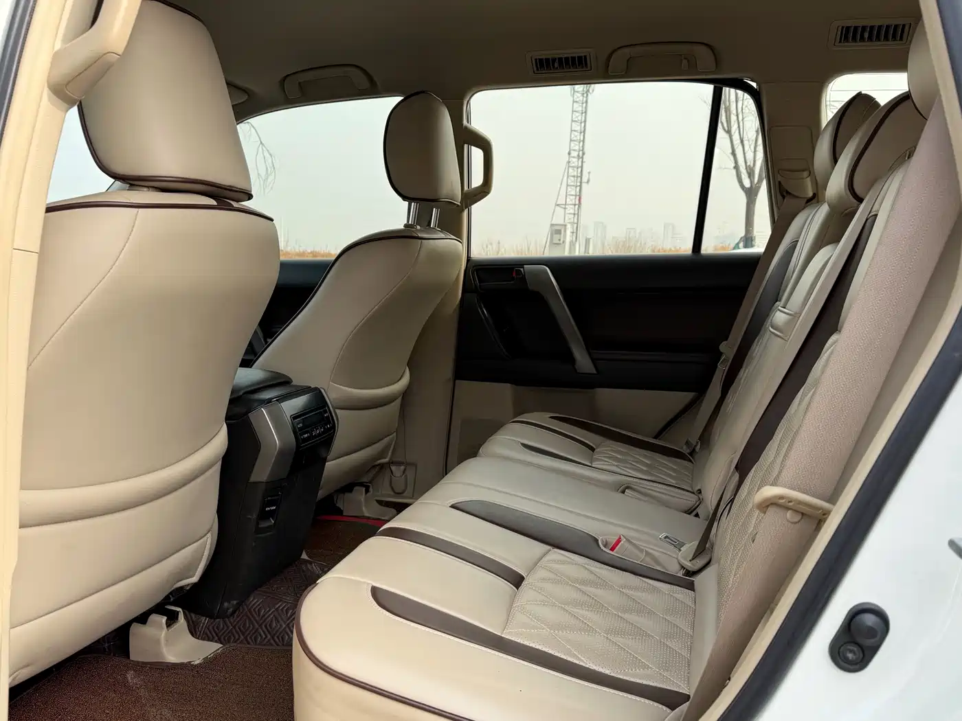 Toyota Prado (Import) 2010 2.7L Auto Luxury фото 4