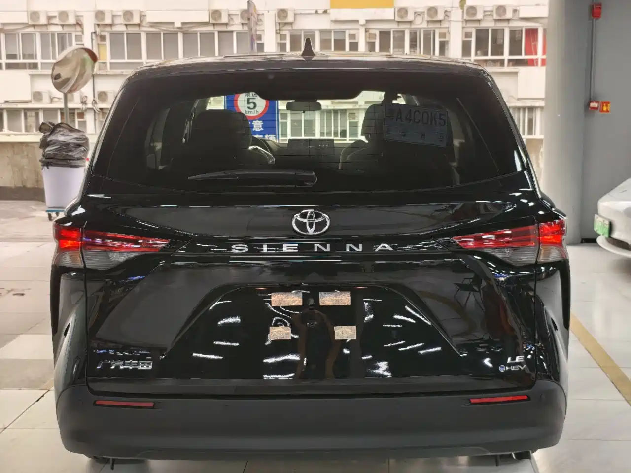 Toyota Sienna 2026 Model 2.5L Hybrid 2WD Comfort Edition фото 14