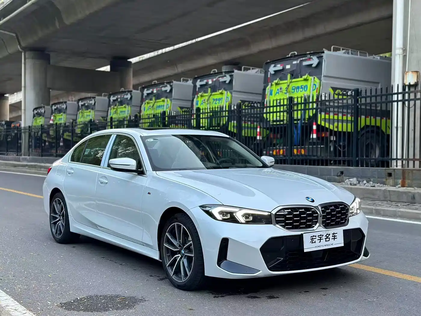 BMW 3-SERIES