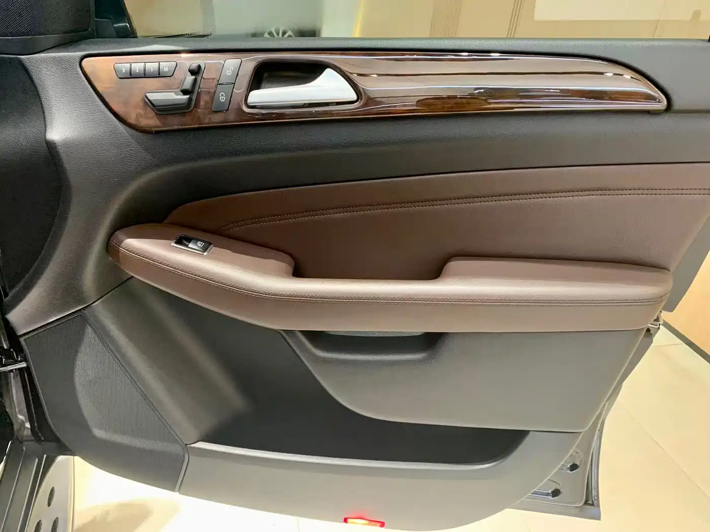 Mercedes-Benz M-Class 2015 ML 400 4MATIC Luxury фото 17