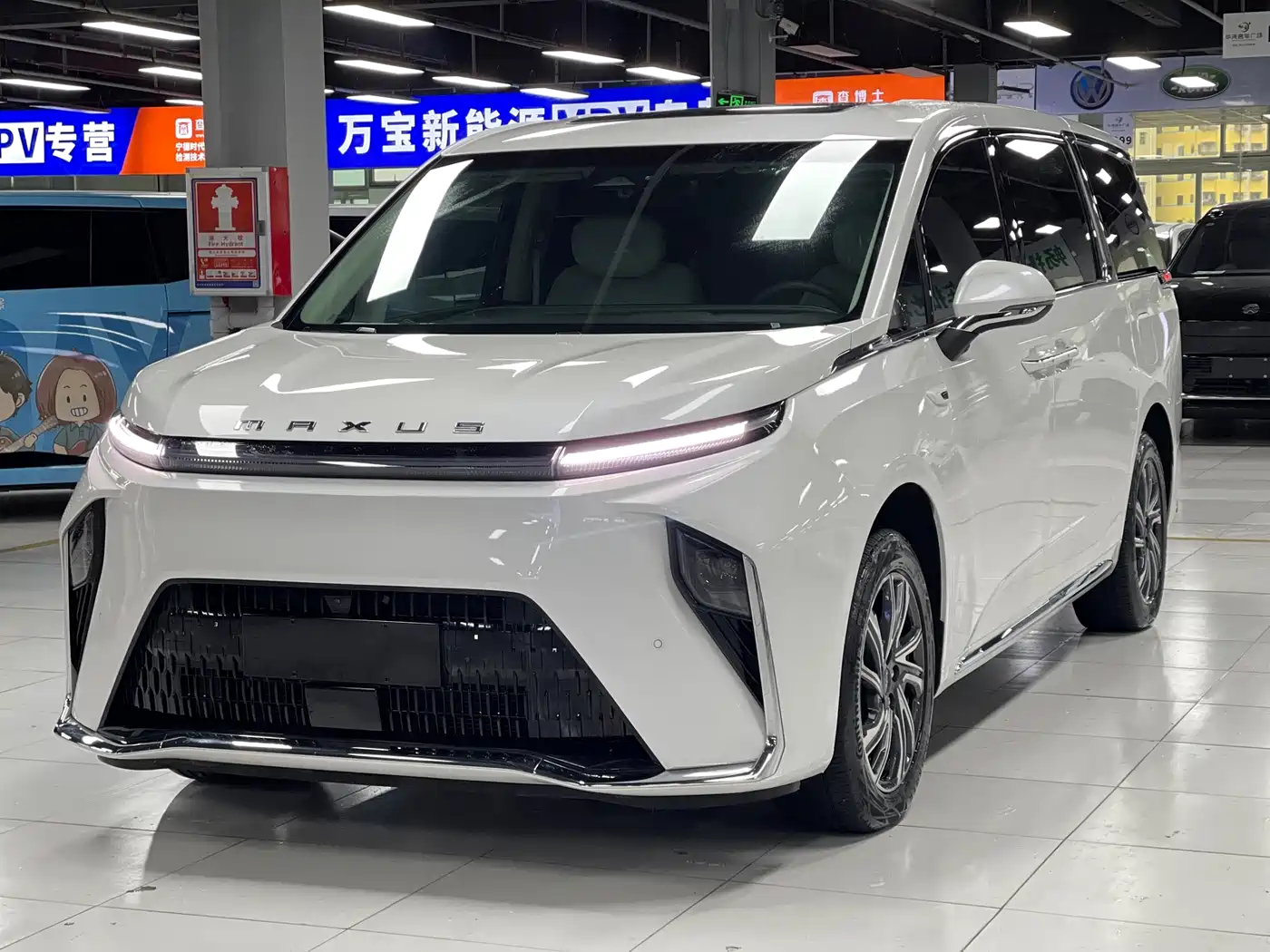 SAIC Maxus Dajia 9 2025 Super Hybrid Ultra-Long-Range Forest Edition 7-Seater