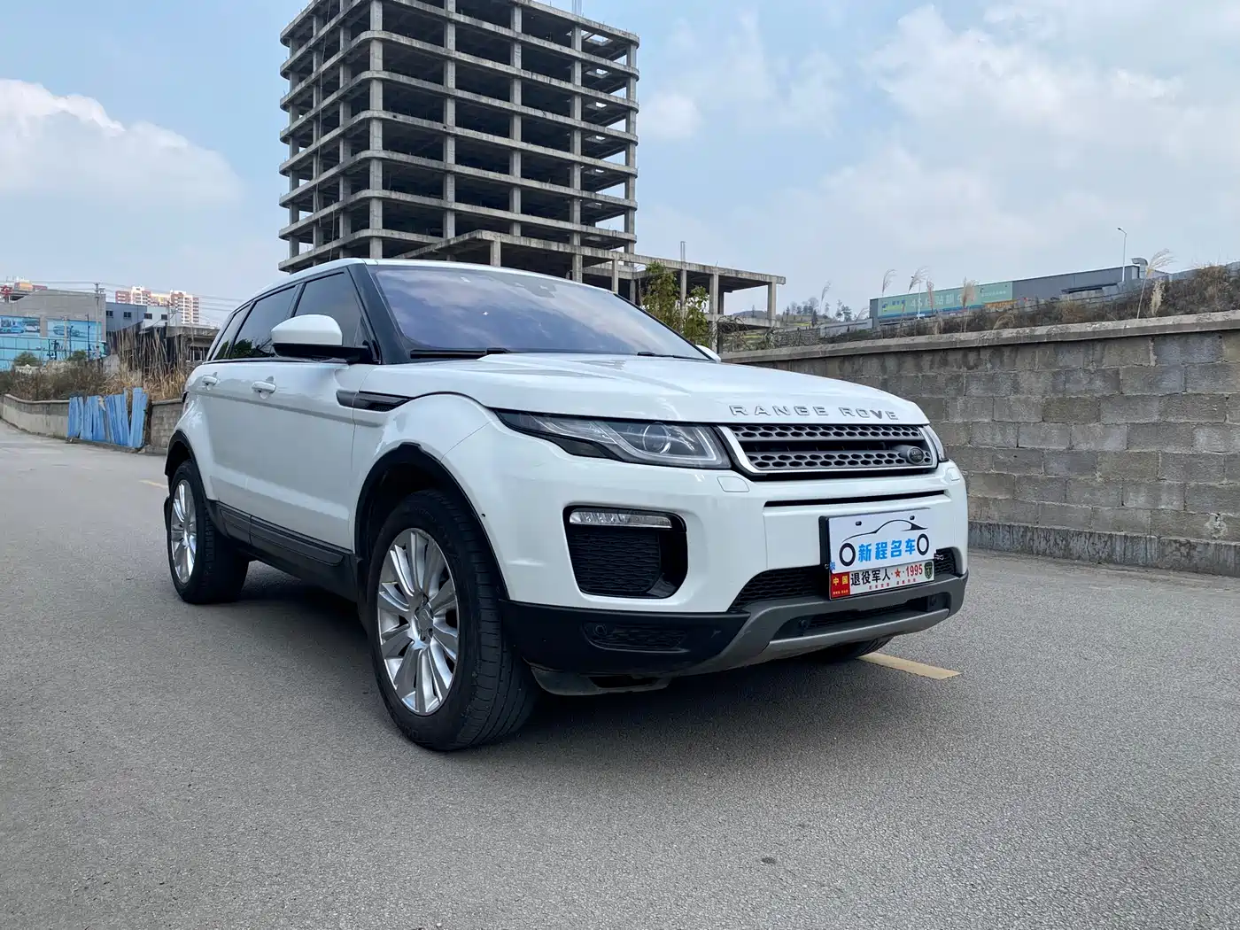 Land Rover Range Rover Evoque 2018 240PS SE Smart Edition фото 3
