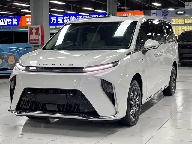  SAIC Maxus Dajia 9 2025 Super Hybrid Ultra-Long-Range Forest Edition 7-Seater