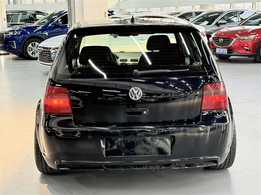 Volkswagen Golf 2008 Model 1.6 Automatic Fashion Type фото 7