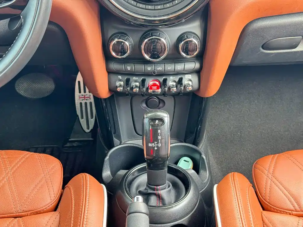 Фото 10 - MINI MINI
