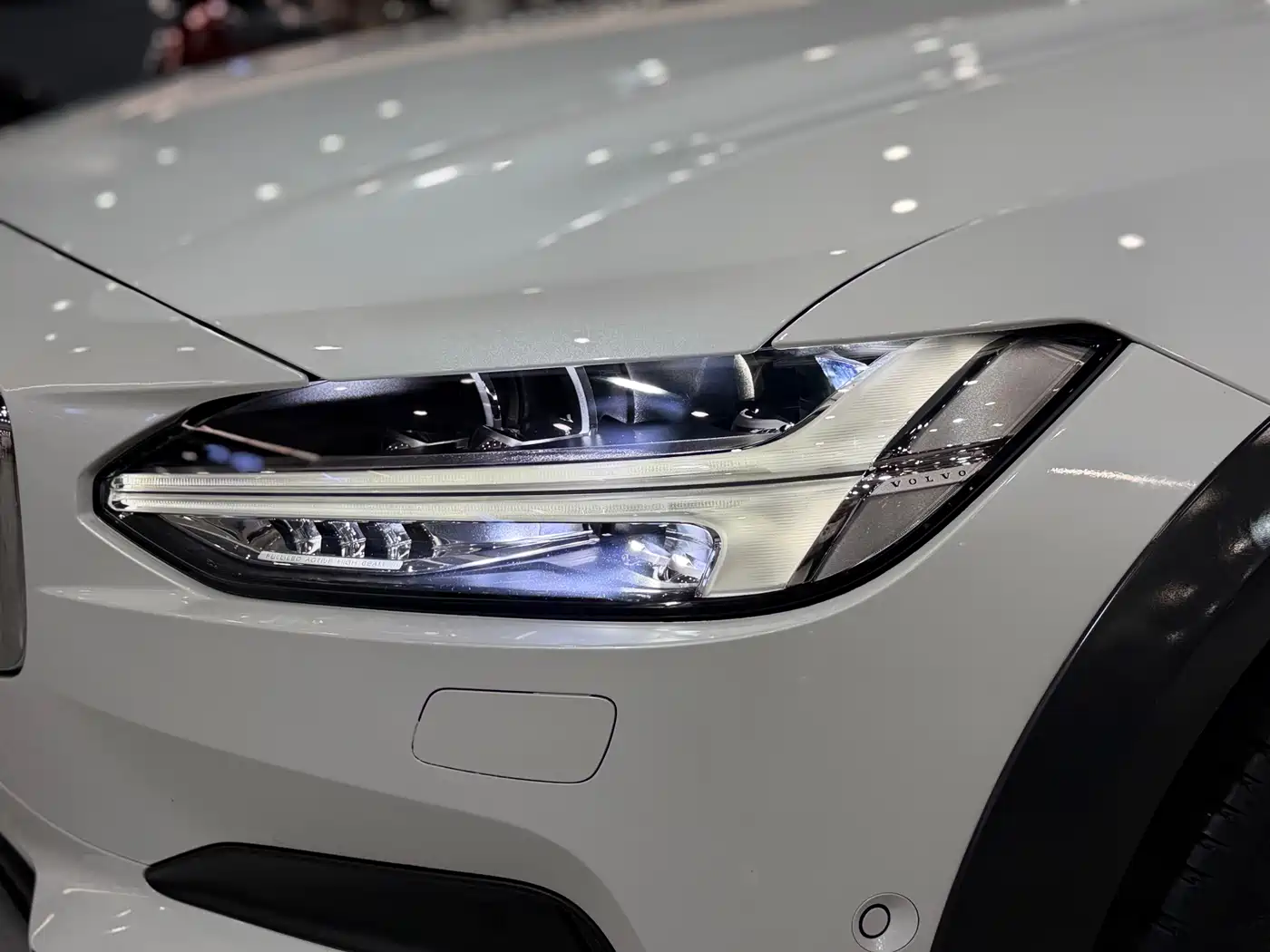 Volvo V90 2018 2017 Cross Country T5 AWD Premium