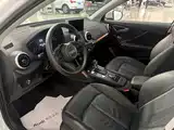 Photo 6 - Audi Q2L