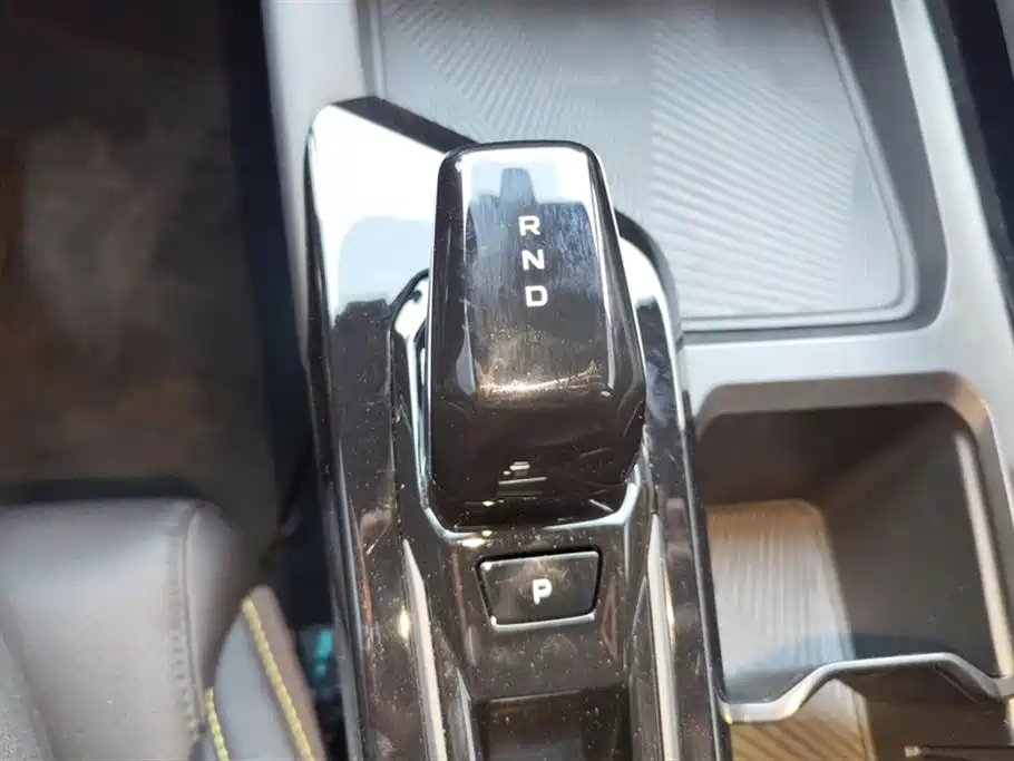GEELY AUTOMOBILE BINYUE