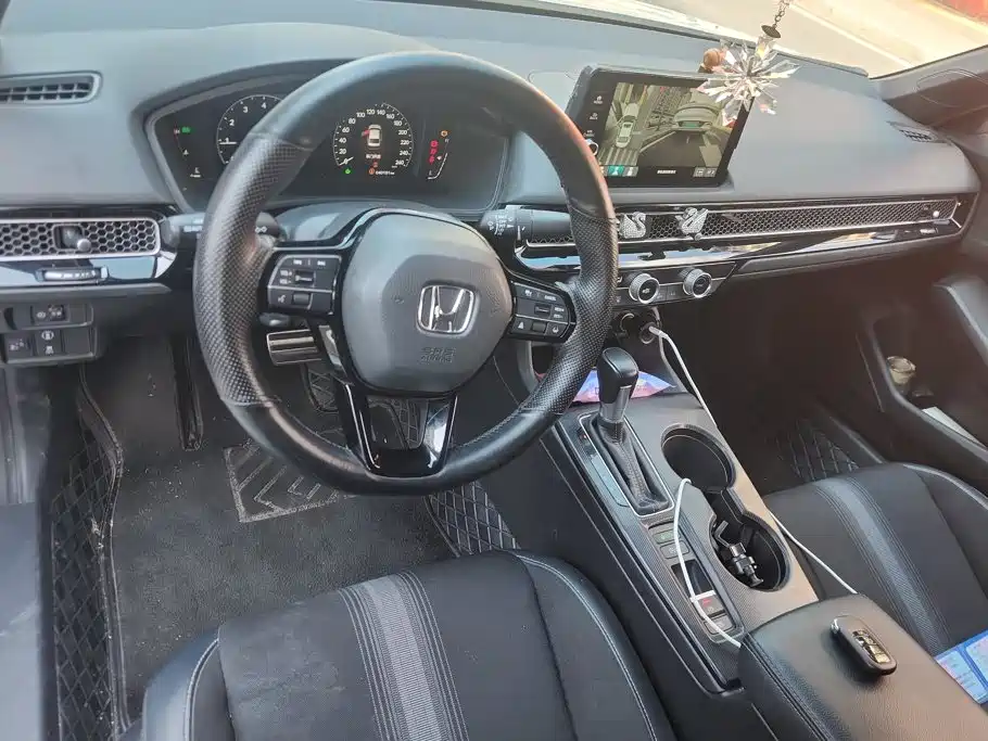 صورة 12 - Honda Civic