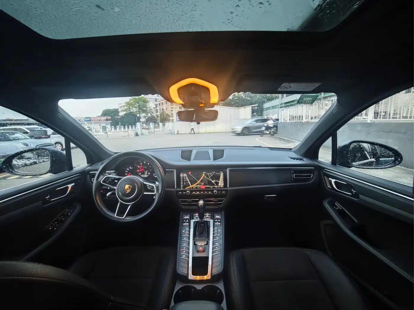 Porsche Macan 2018 Macan 2.0T фото 9
