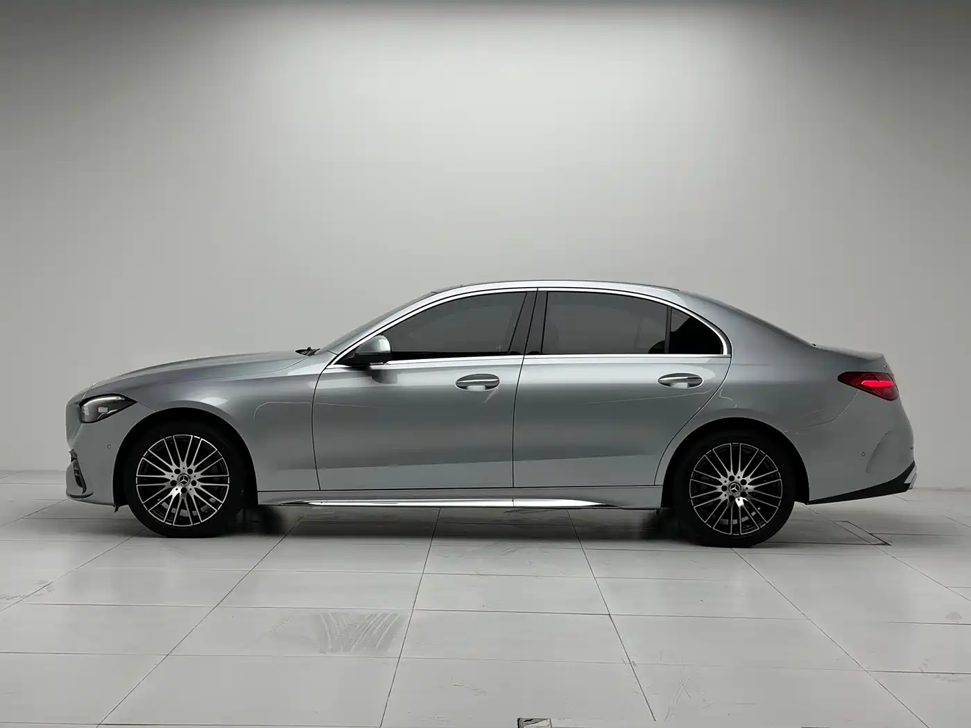 Mercedes-Benz C-Class 2023 Facelift C 260 L Sport Edition фото 24