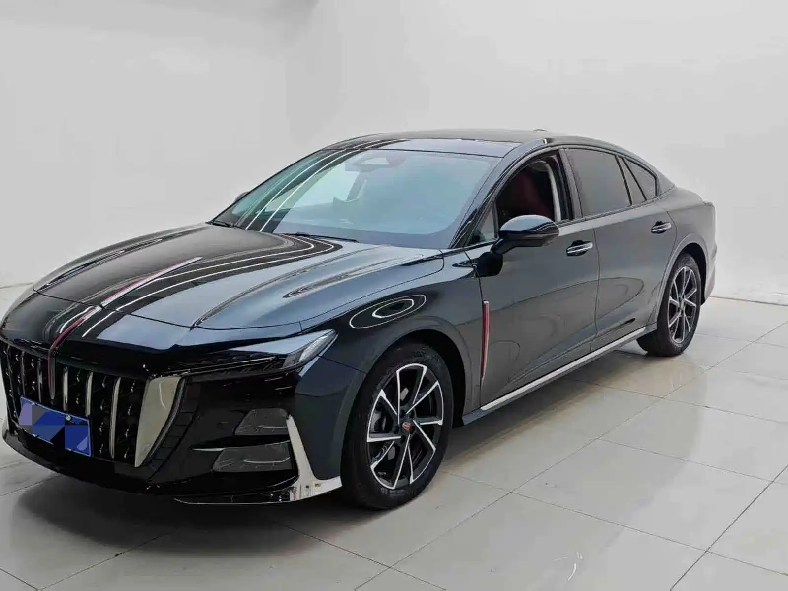 Фото 1 - Hongqi H6