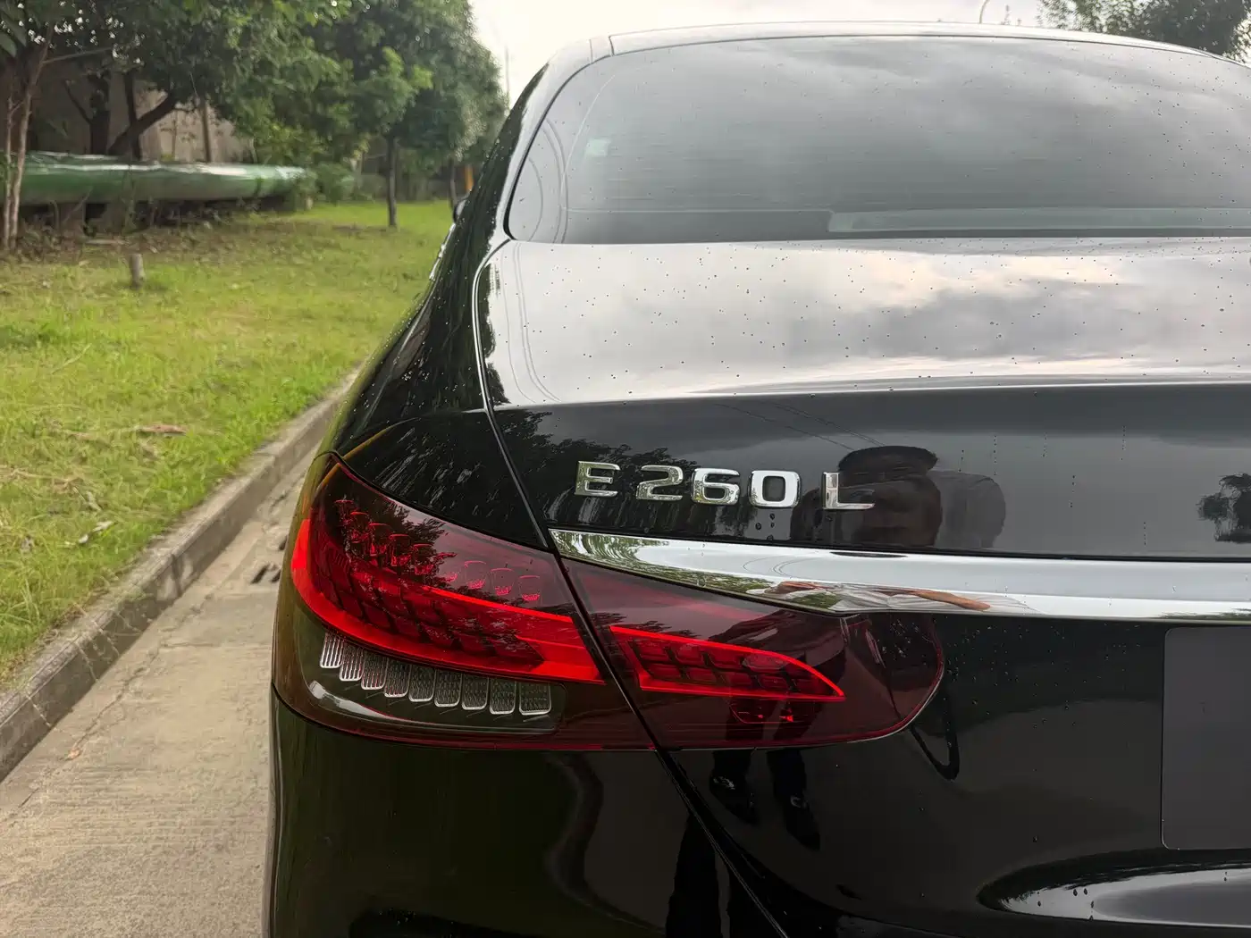 Mercedes-Benz E-Class, миниатюра 18