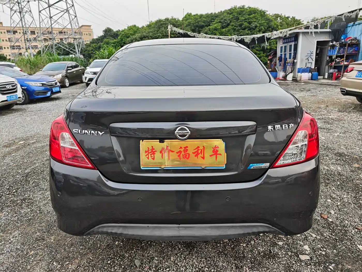 Nissan Sunny 2016 2015 1.5XE CVT Comfort