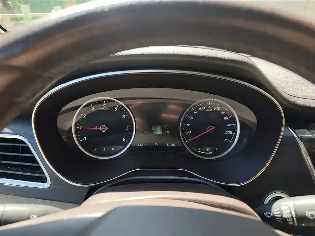 Фото 4 - Baojun 730