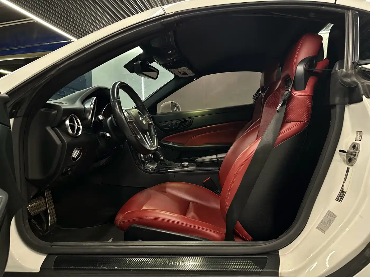 Mercedes-Benz SLK-Class 2011 SLK 200 Fashion фото 8