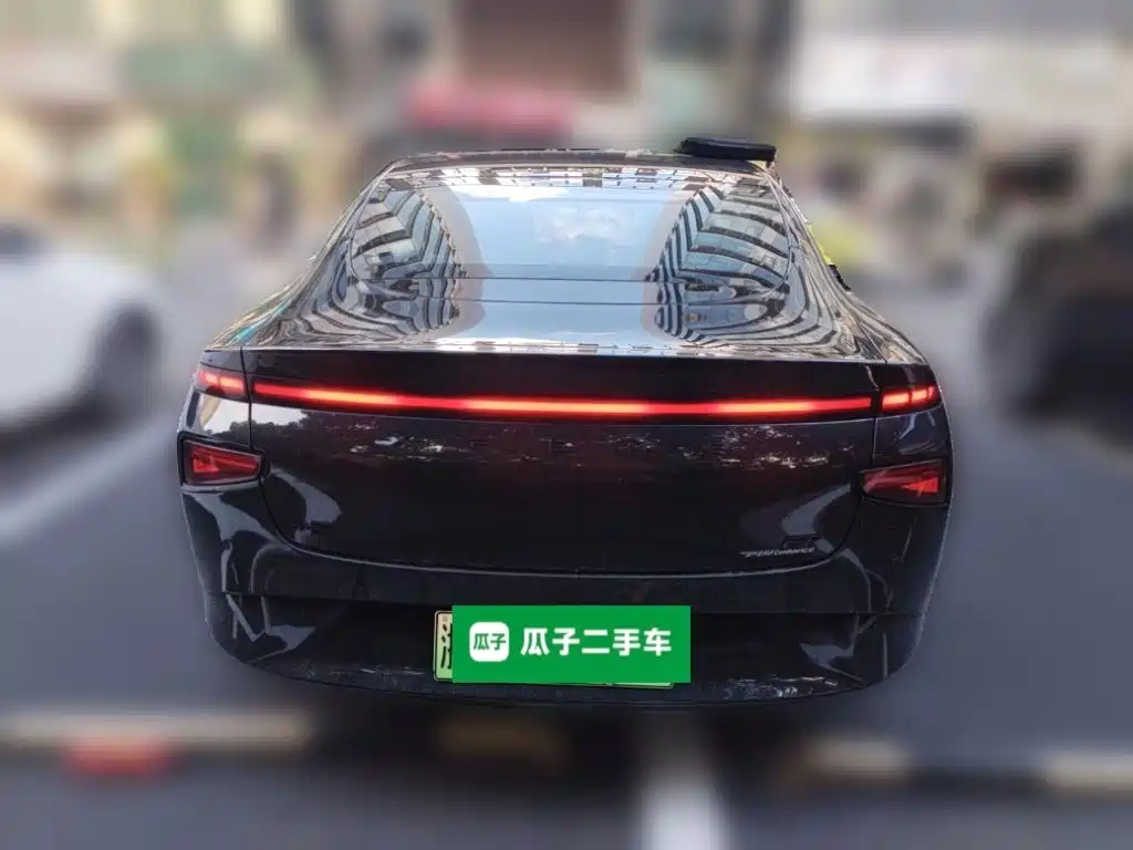 Фото 3 - XPeng P7