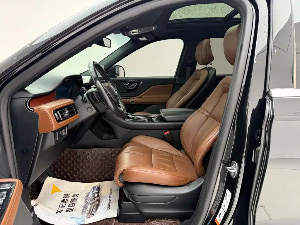 Lincoln Aviator, миниатюра 15