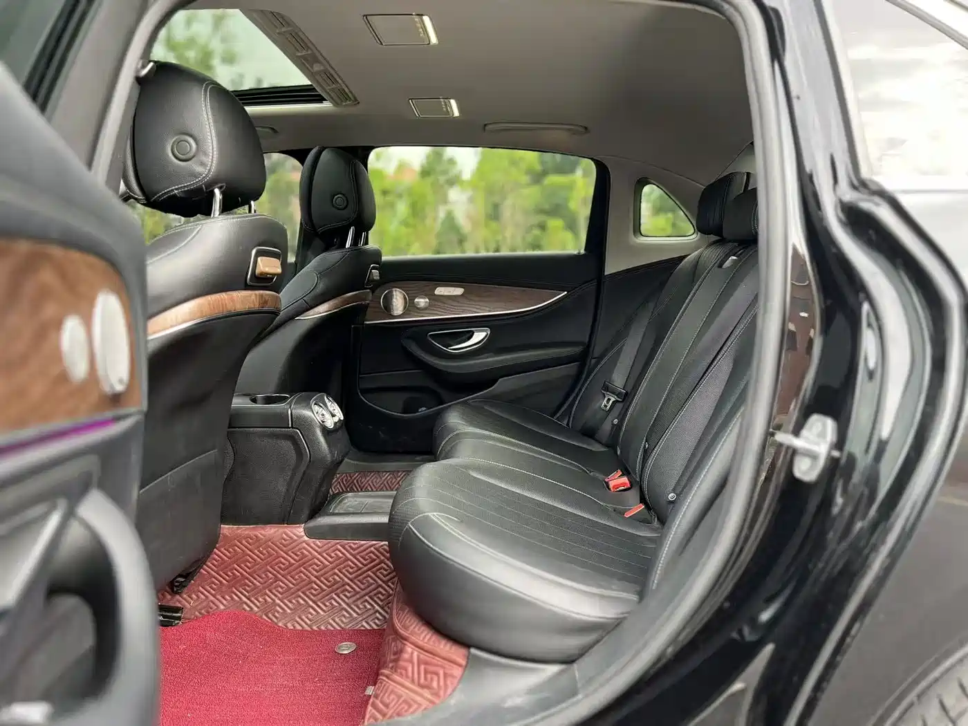 Mercedes-Benz E-Class 2019 E 260 L 4MATIC фото 5