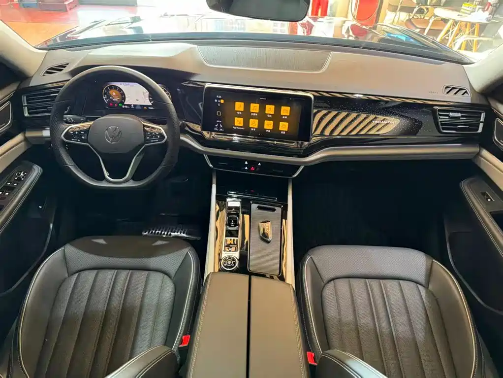 Volkswagen Teramont 2023 Facelift 380TSI AWD Prestige Luxury фото 7