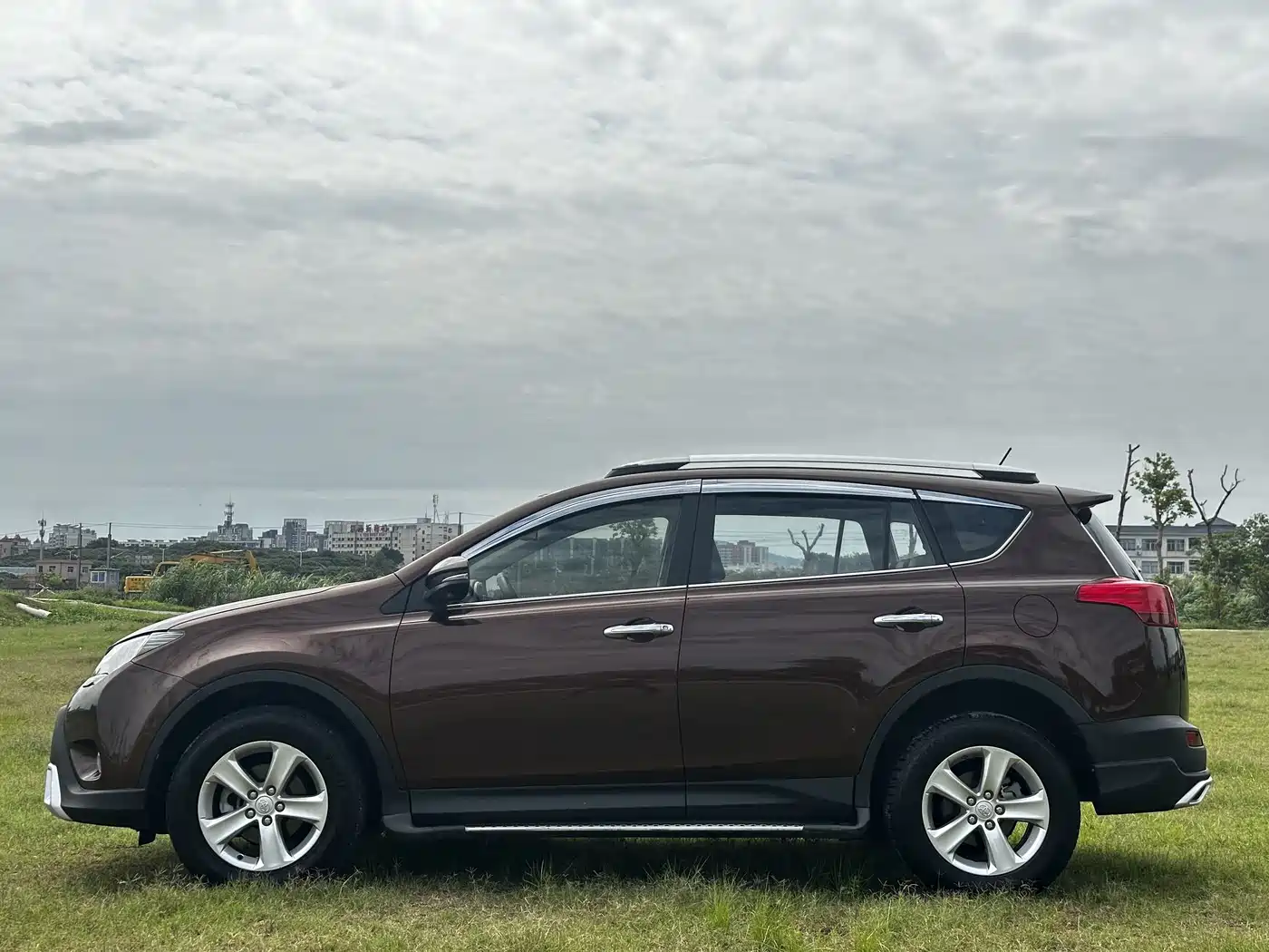 Toyota RAV4 Rongfang 2013 2.5L Auto 4WD Elite фото 4