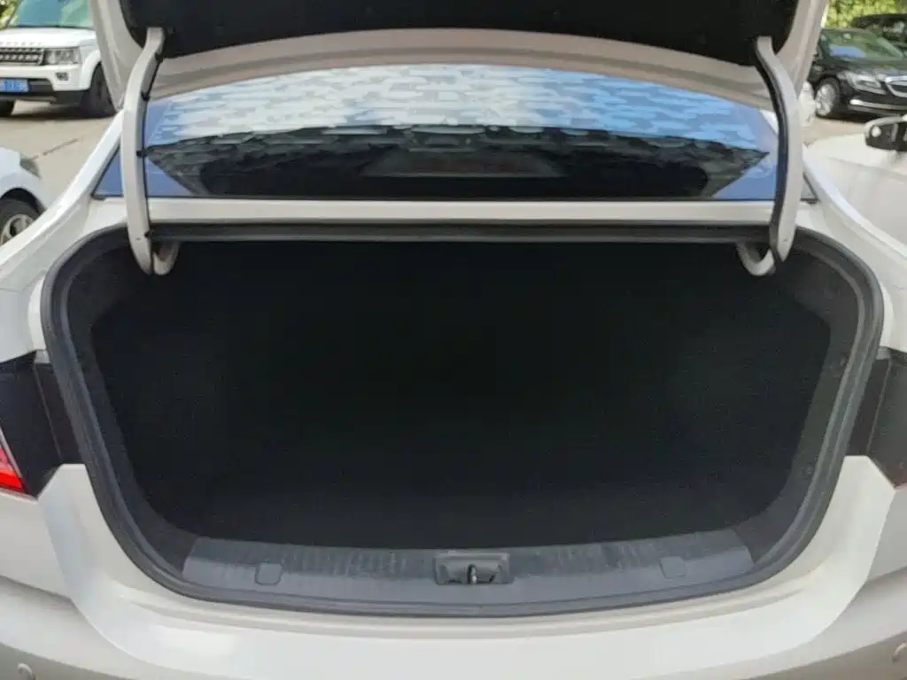Changan Eado DT 2018 2018 1.6L Automatic Smart Edition