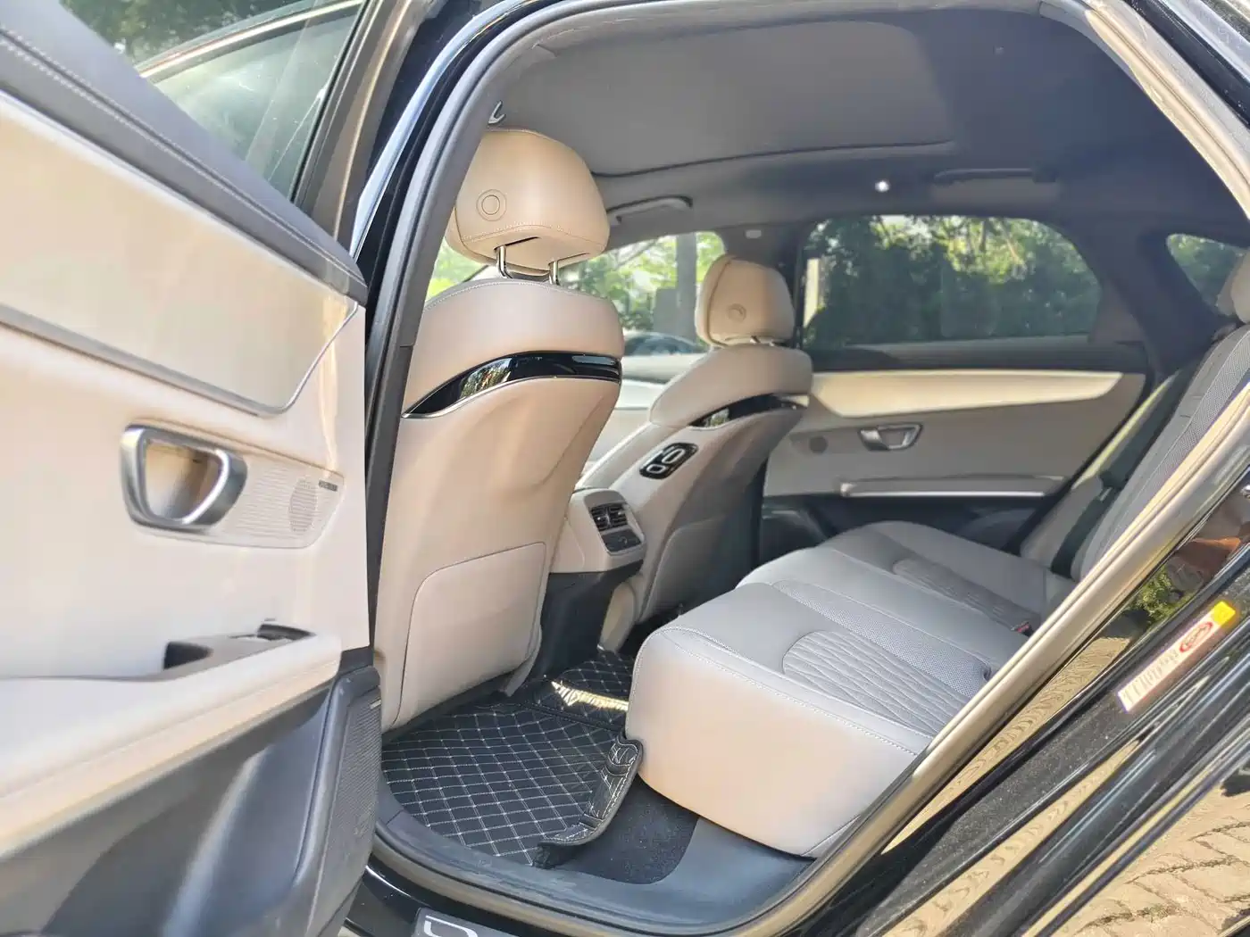 BYD Han 2025 2025 DM-i Smart Driving Edition 125KM Honor