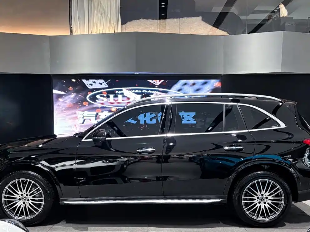 Mercedes-Benz GLC 2024 GLC 300 L 4MATIC Dynamic 5-seater фото 3