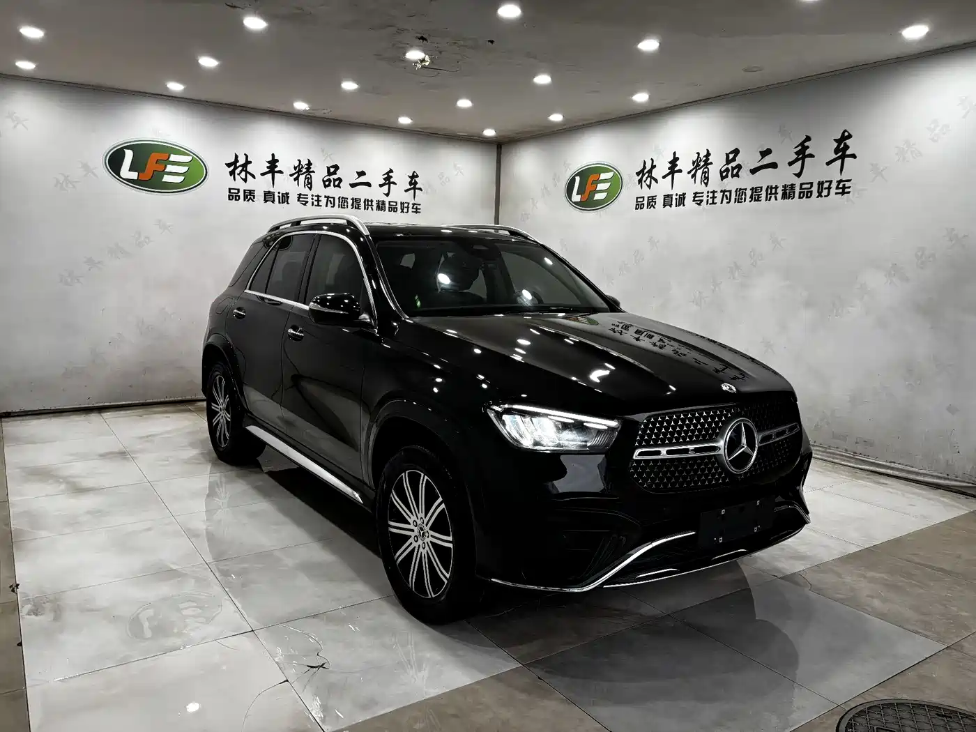 Mercedes-Benz GLE 2025 GLE 350 4MATIC Fashion фото 3