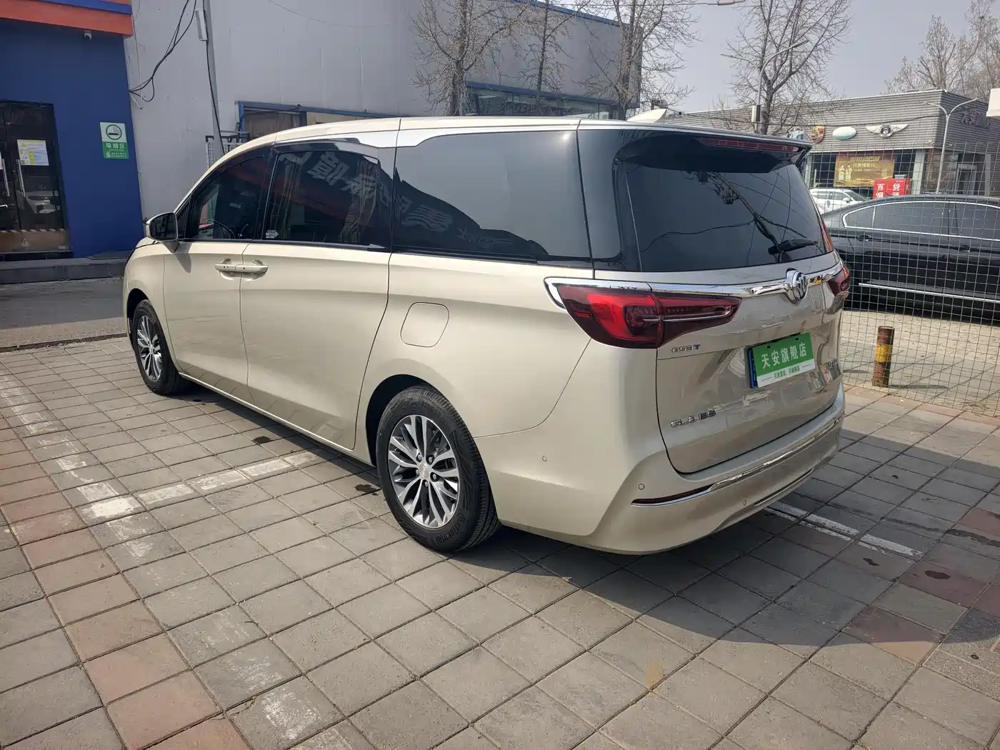 BUICK GL8