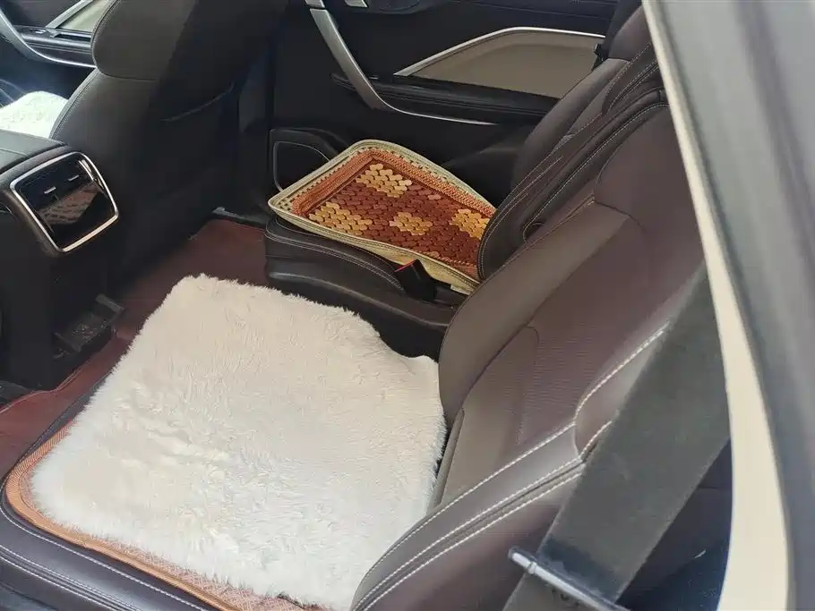 GEELY AUTOMOBILE JIAJIE