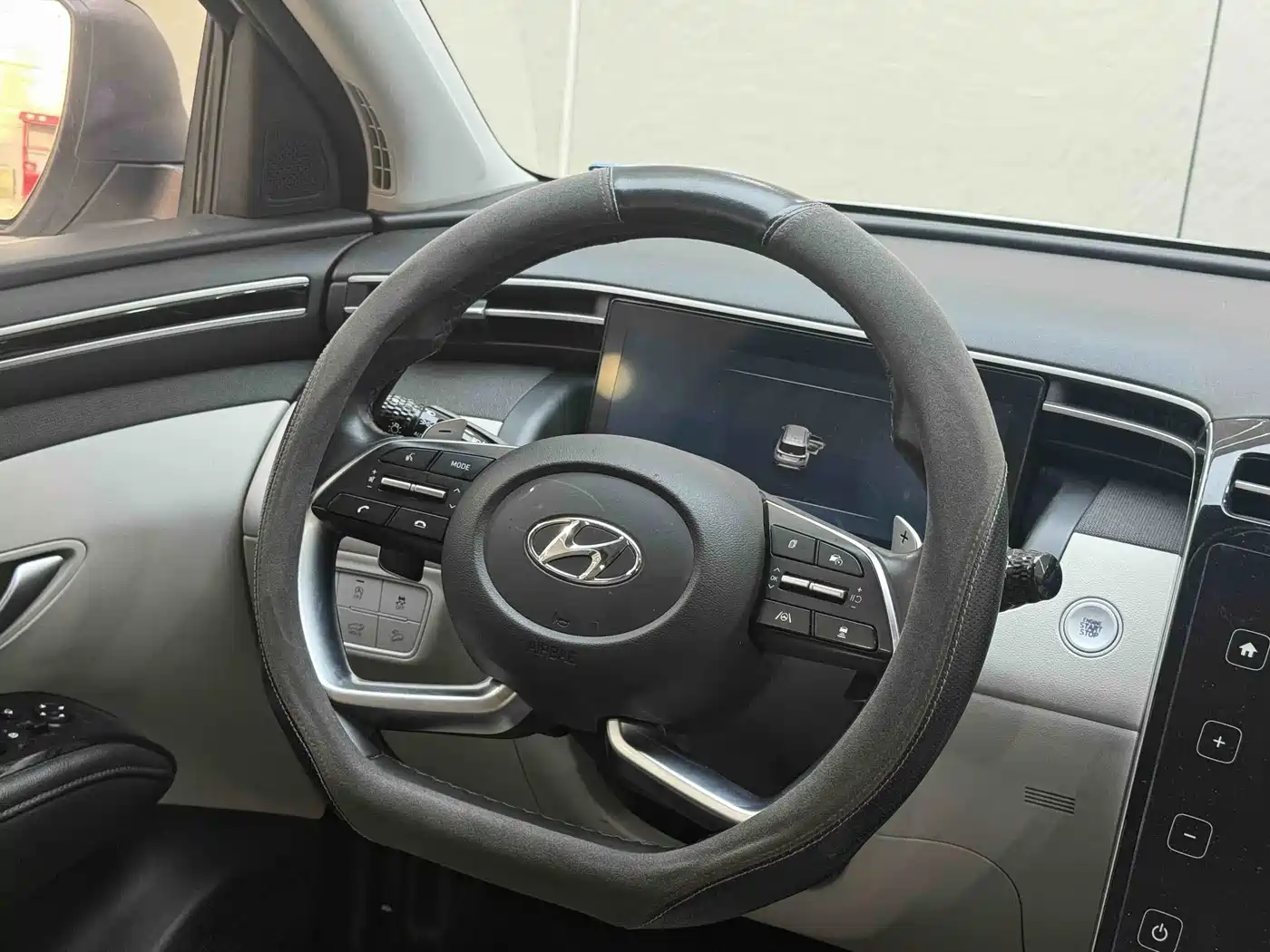 Hyundai Tucson 2021 Tucson L 1.5T DCT TOP Flagship фото 23