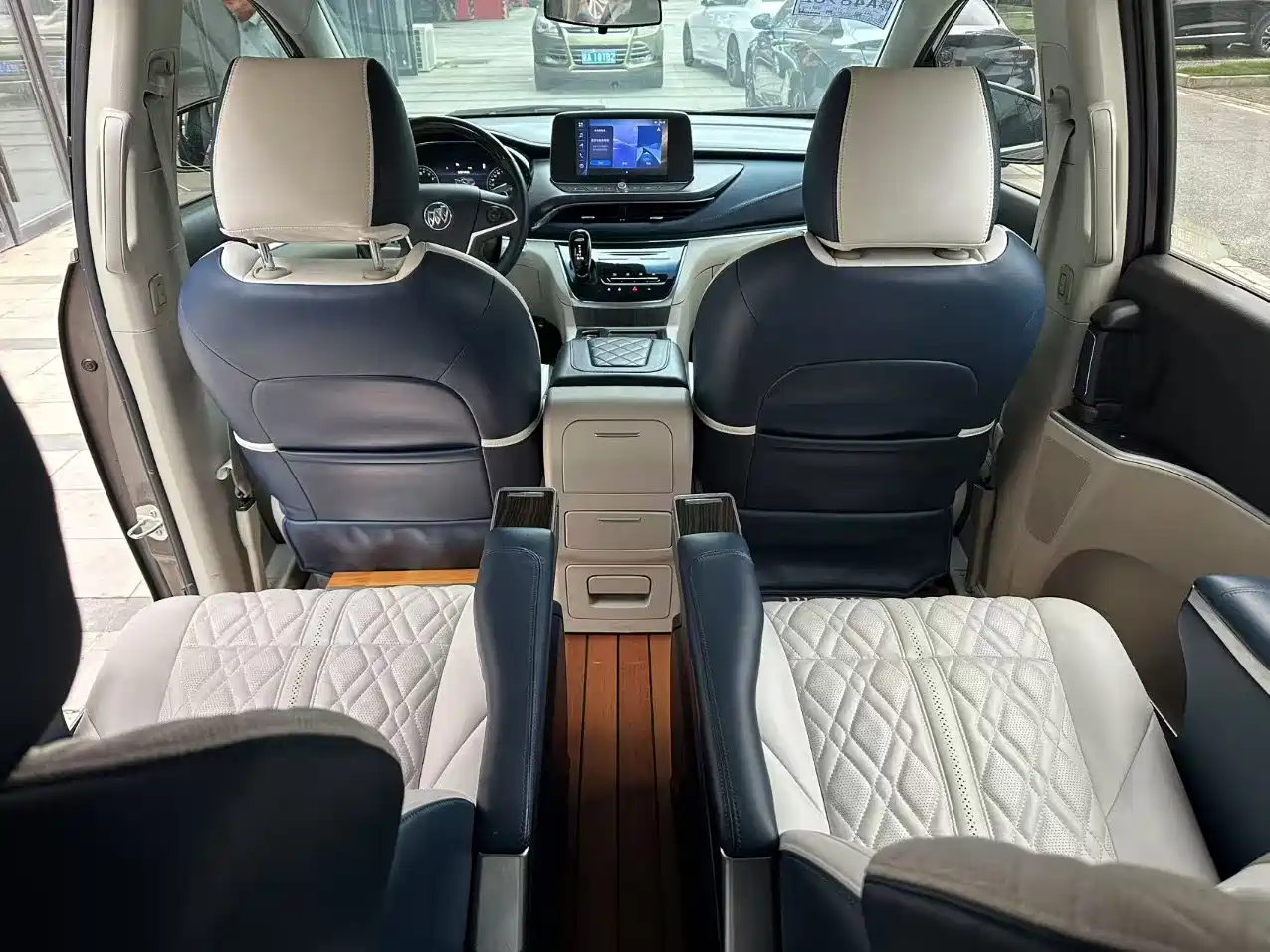 Buick GL8 2020 Model Land Business Class 652T Comfort фото 5