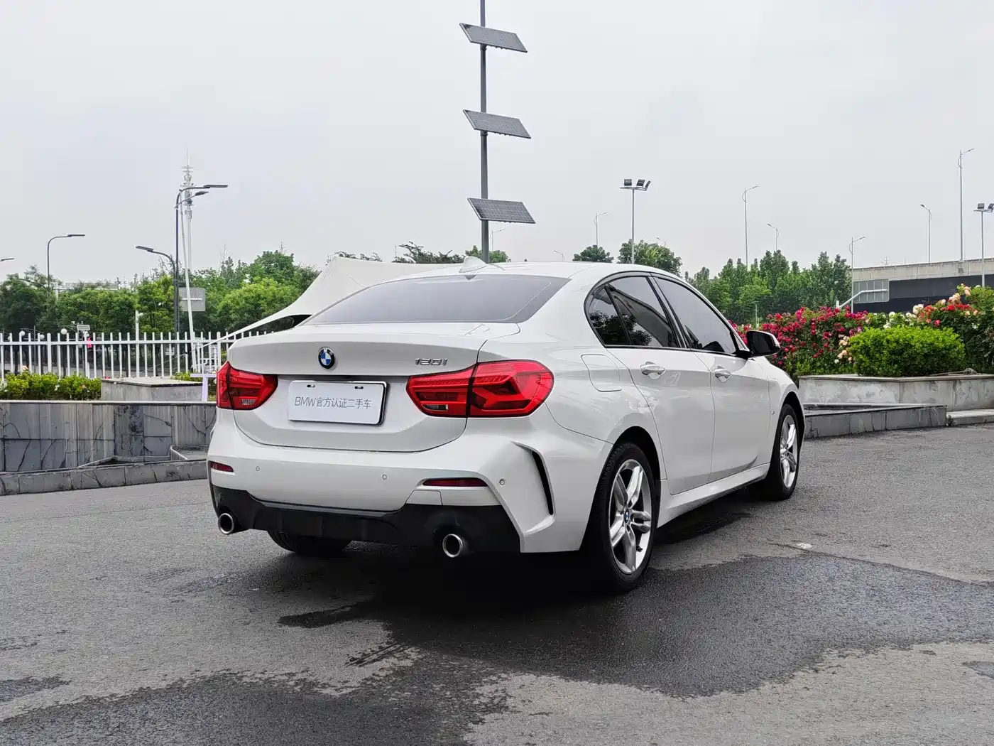 BMW 1 Series 2020 Model 120i M Sport Package фото 5