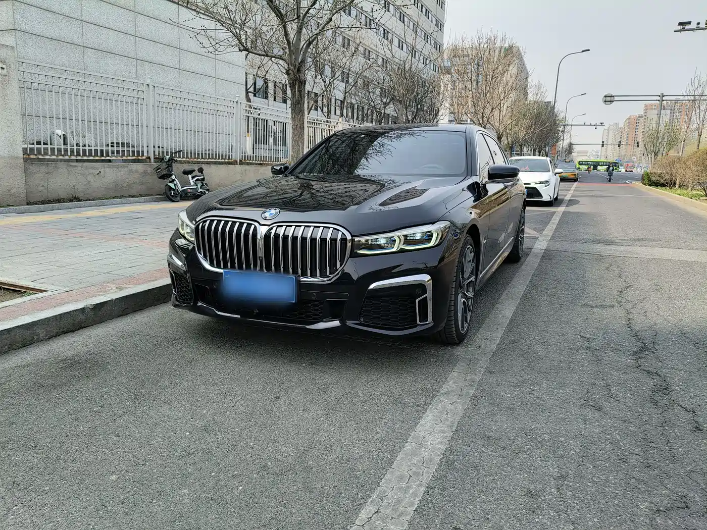 BMW 7 Series 2019 Facelift 740Li xDrive Executive M Sport Package